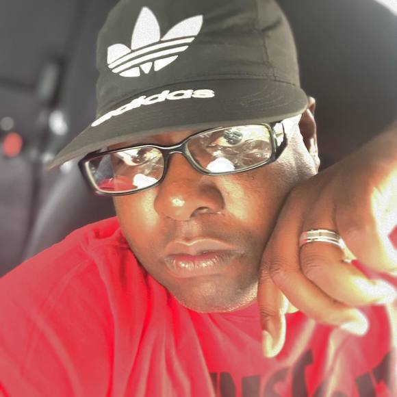 Meet your Posher, Mike - Picture 1 of 1